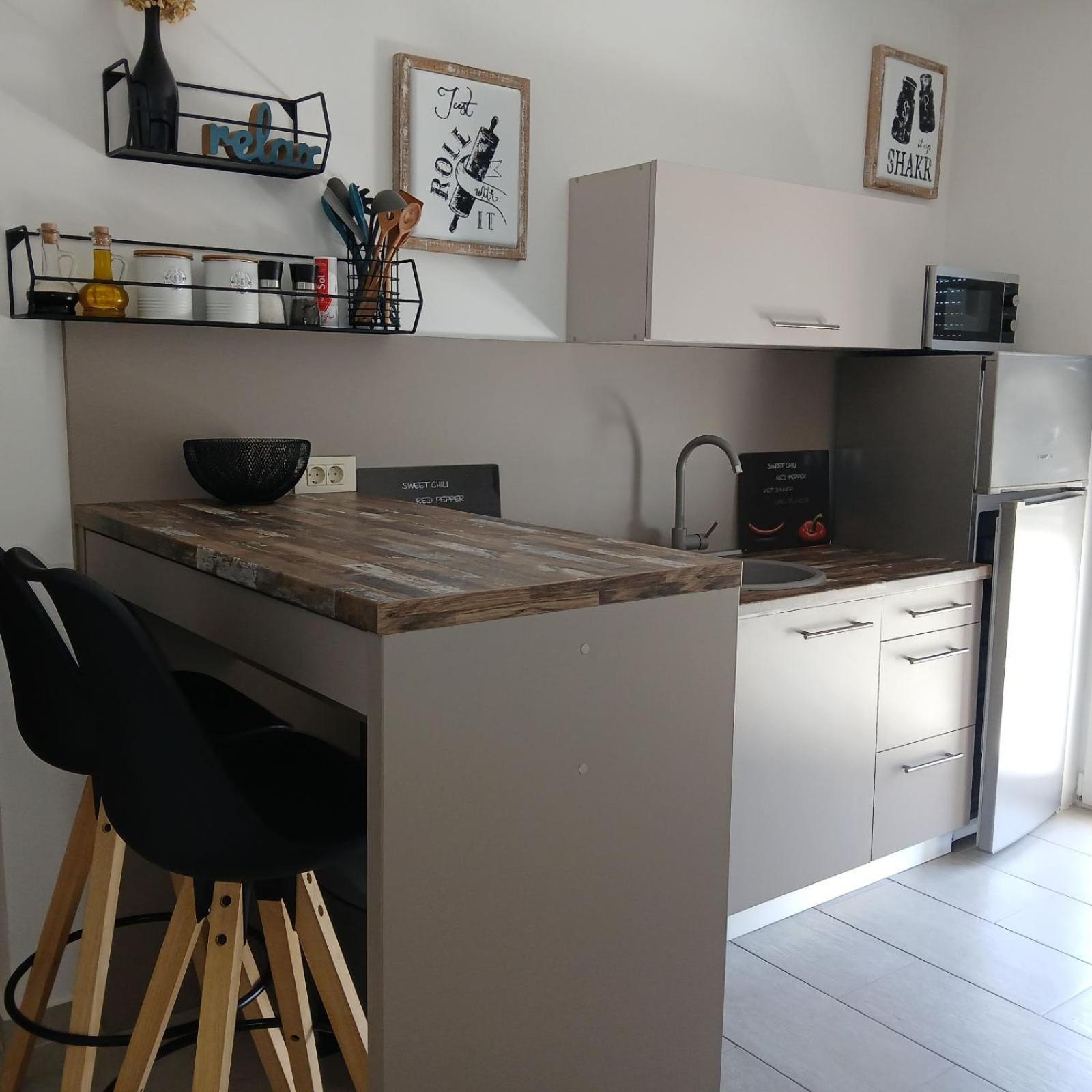 Riviera Rooms And Apartments Palit Εξωτερικό φωτογραφία